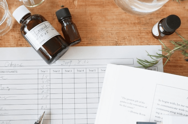nana年末キャンペーンフランキンセンス & ラベンダー 15mL セット nana様専用年末キャンペーンフランキンセンス & ラベンダー 15mL